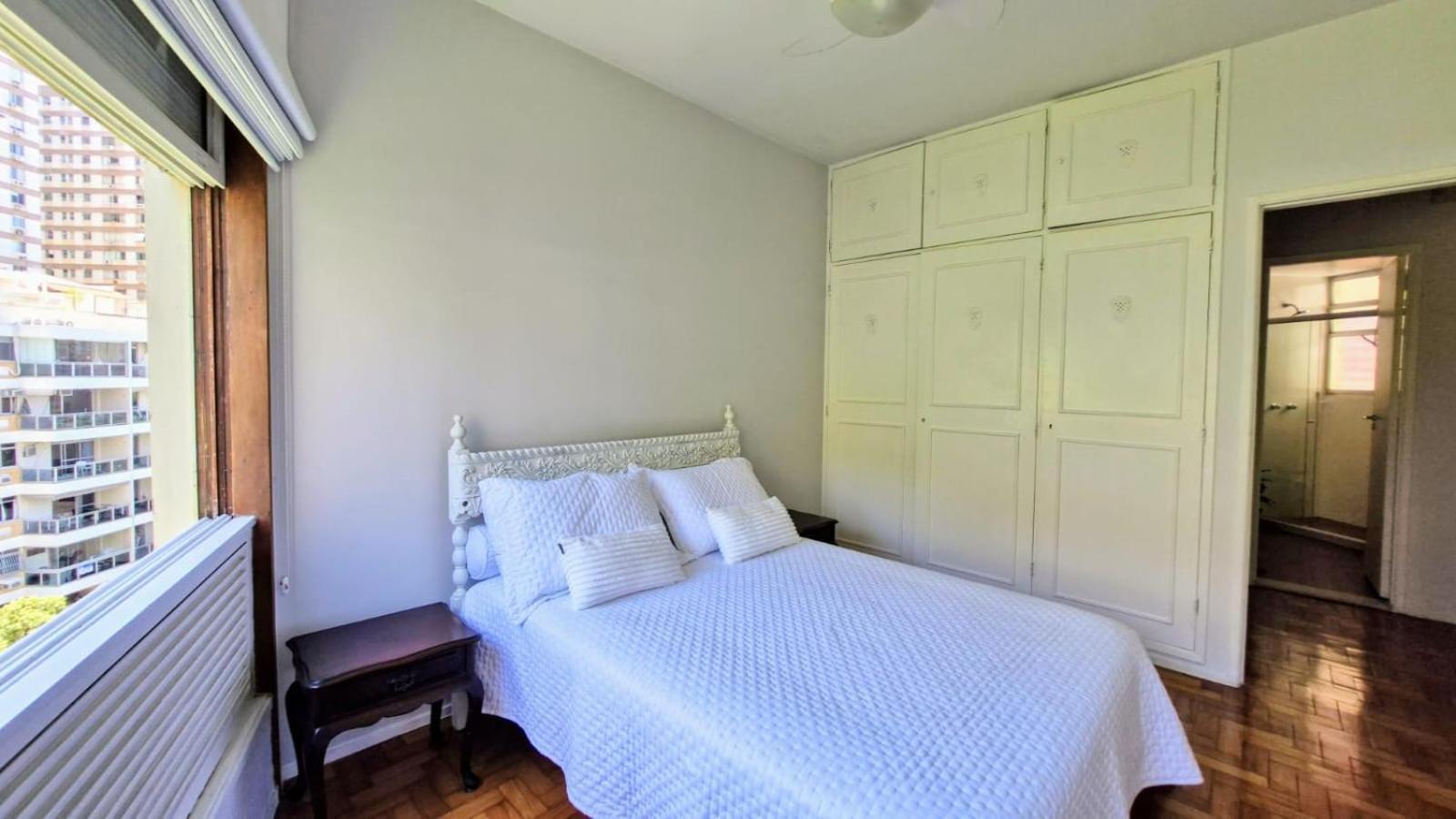 Rua Santa Clara Andar Alto Vista Livre Com Garagem Apartamento