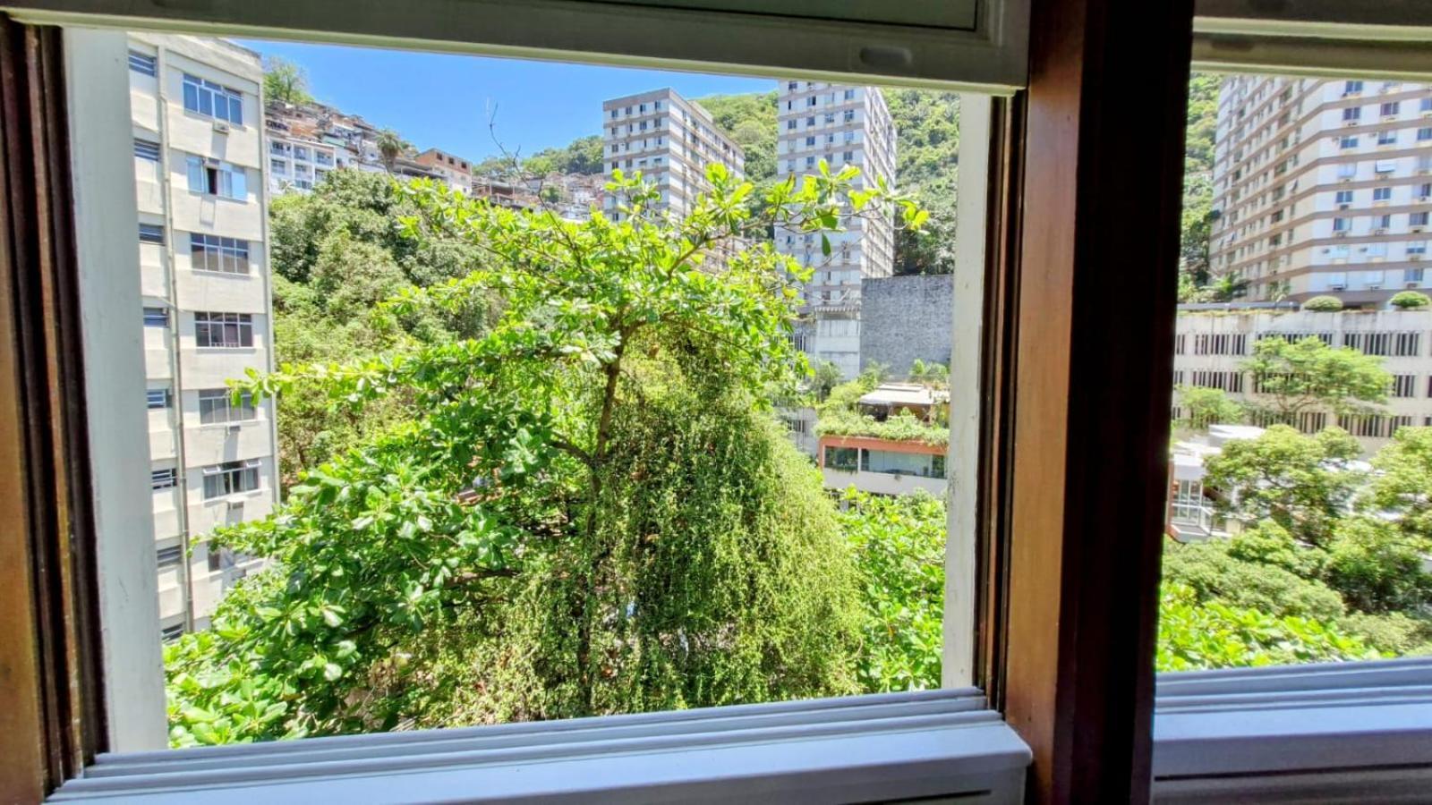 Rua Santa Clara Andar Alto Vista Livre Com Garagem Apartamento *