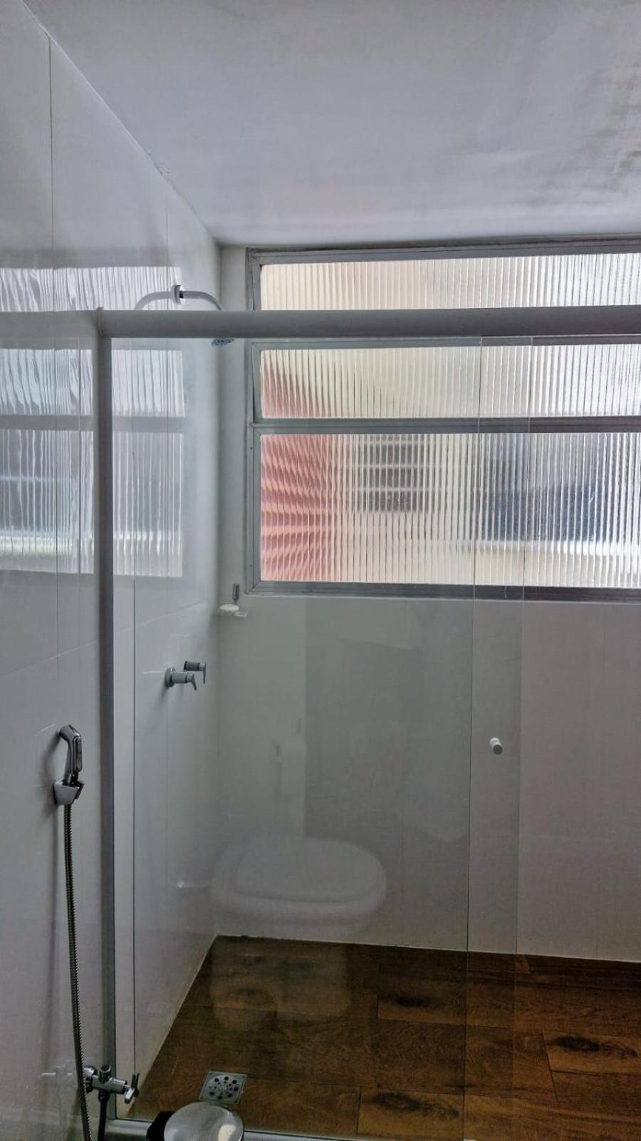 Rua Santa Clara Andar Alto Vista Livre Com Garagem *