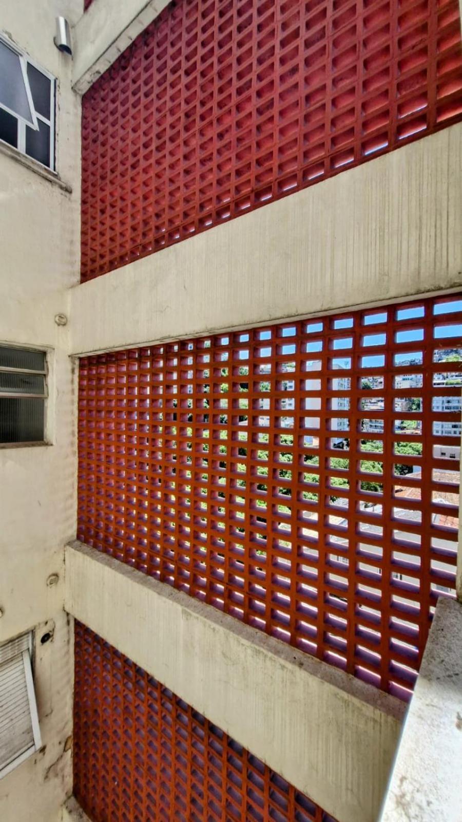 Rua Santa Clara Andar Alto Vista Livre Com Garagem