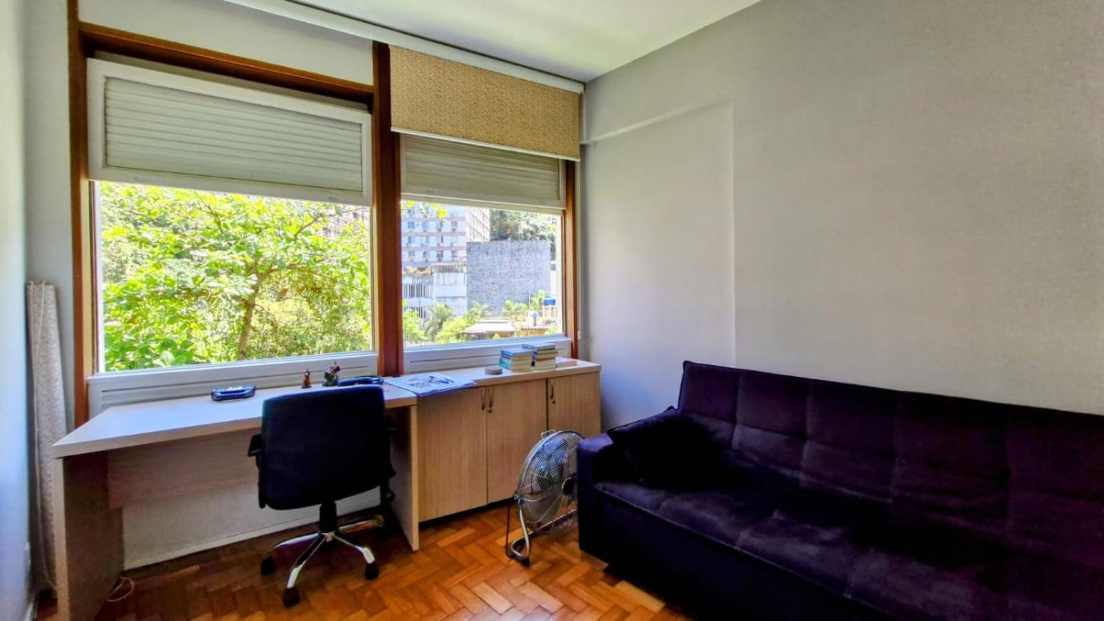 Apartamento Rua Santa Clara Andar Alto Vista Livre Com Garagem *