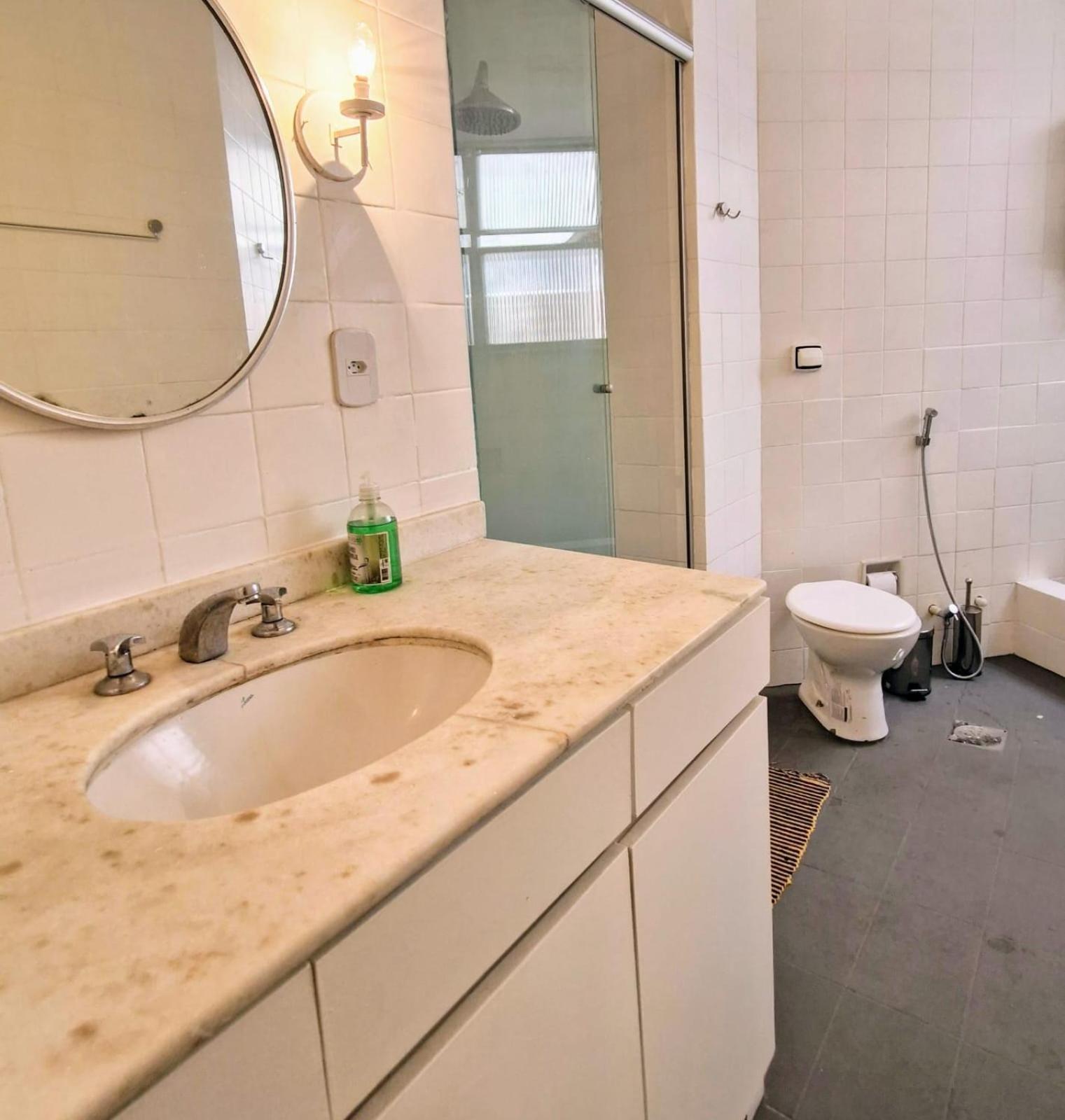 Apartamento Rua Santa Clara Andar Alto Vista Livre Com Garagem *