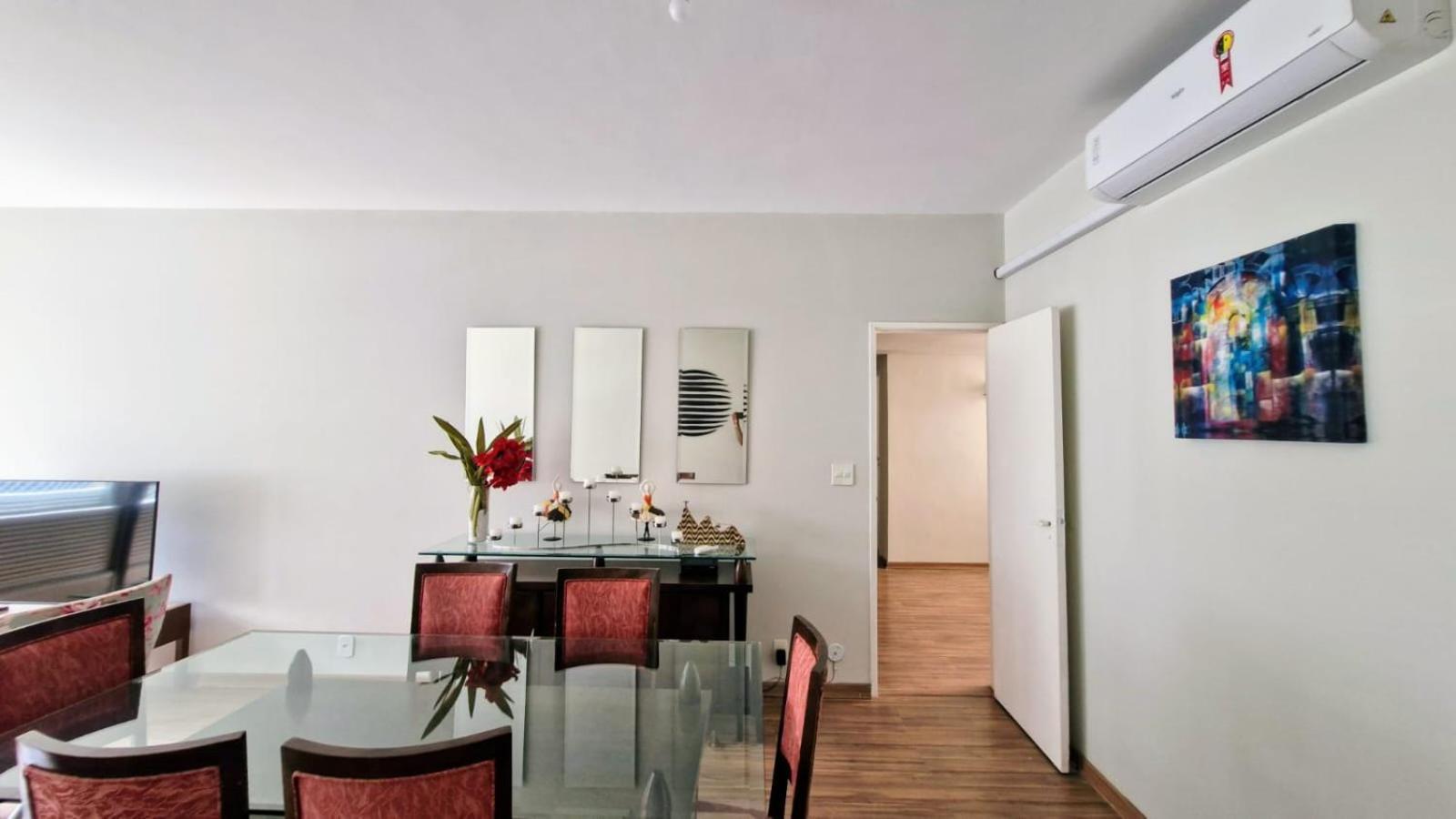 Apartamento Rua Santa Clara Andar Alto Vista Livre Com Garagem *