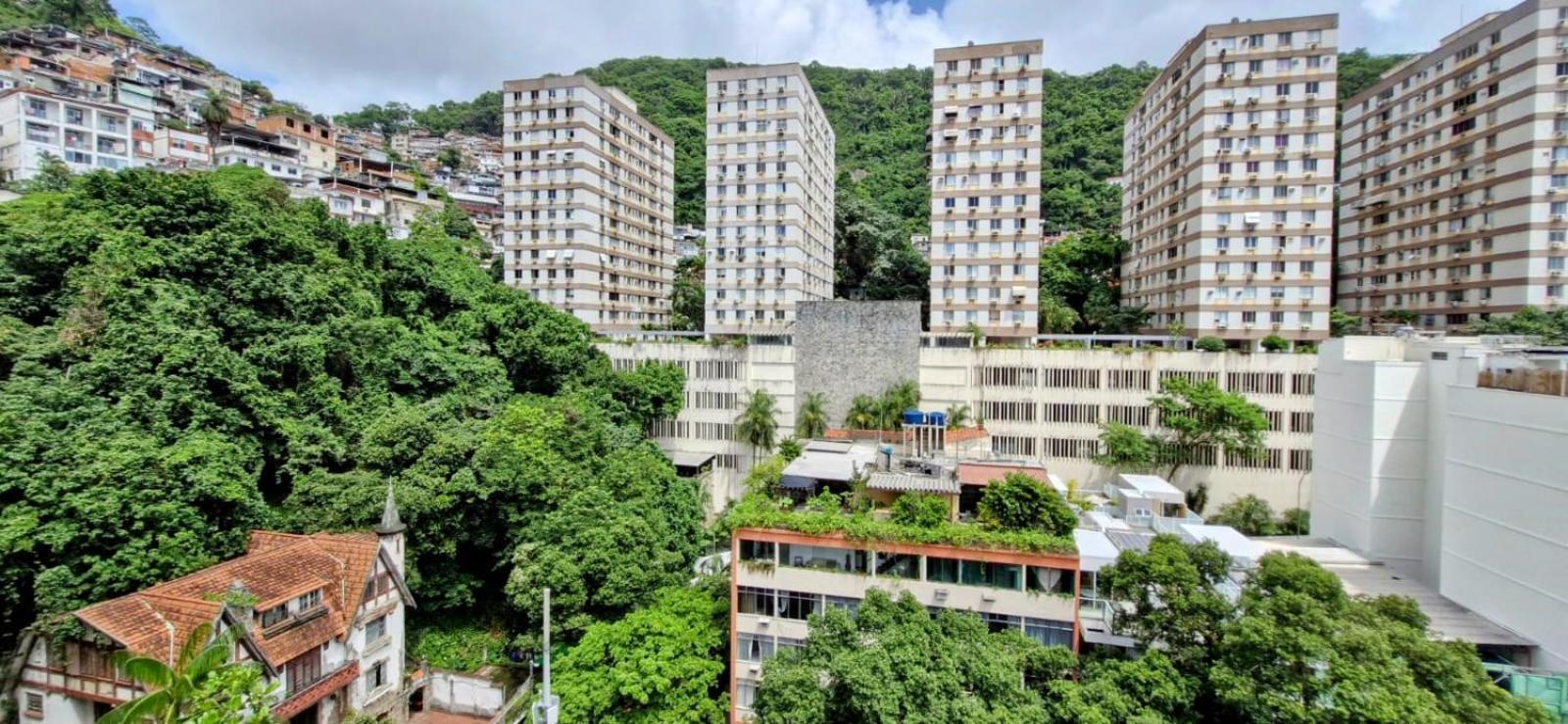 Rua Santa Clara Andar Alto Vista Livre Com Garagem