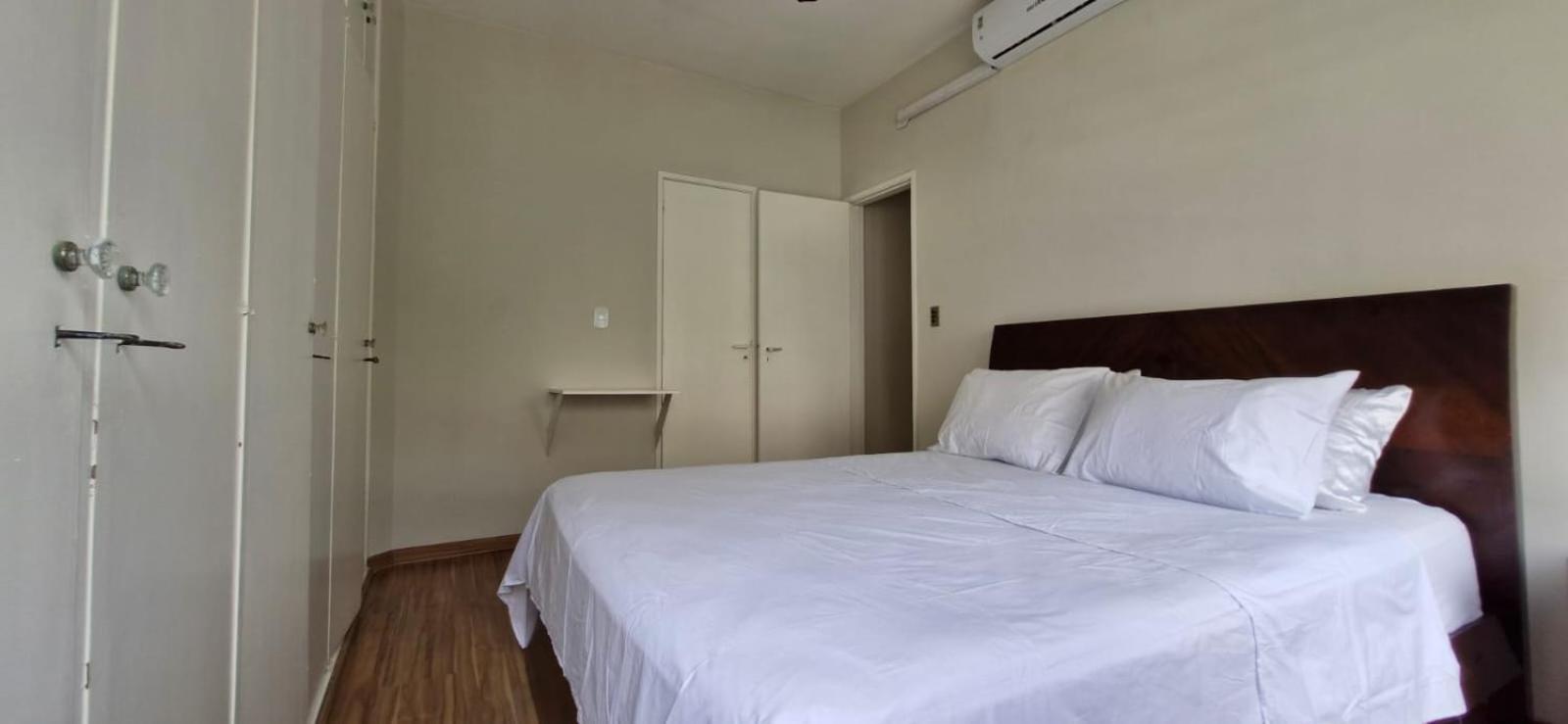 Apartment Rua Santa Clara Andar Alto Vista Livre Com Garagem *
